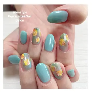 ミディアム ネイル 👑enen style👑のネイルデザイン