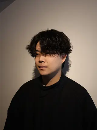 ショート 川副/シャドウ/ 波巻き/メンズパーマのヘアスタイル