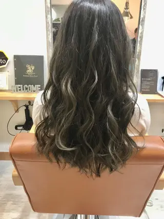 ロング カラー 🪽まつエク𖧷 ヘアー🩵Naomiのマツエク・マツパデザイン