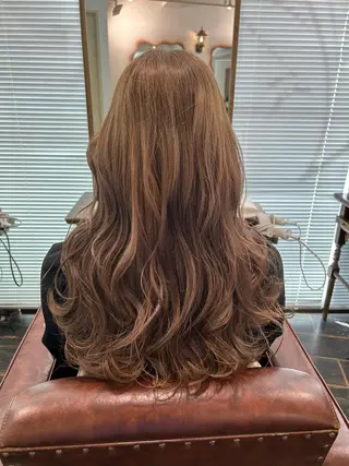 ロング 田中 優のヘアスタイル