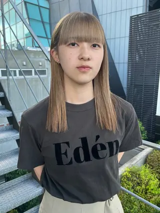 セミロング レイヤーカット\ウル フ　chinatsuのヘアスタイル