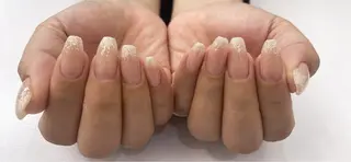 ネイル REGINA所属・REGINA 理沙のネイルデザイン