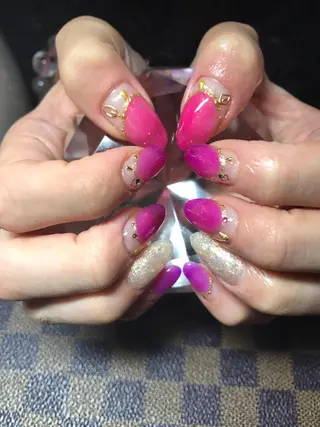 ネイル みんなの店所属・仲谷 つかさのエステ・リラクイメージ