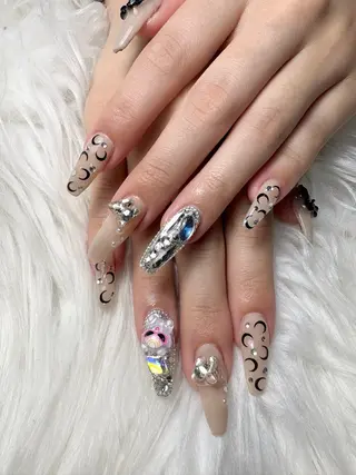 ネイル 山科駅徒歩3分🩷 店長 ゆちのネイルデザイン