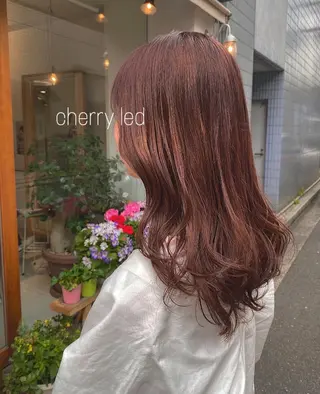 セミロング カラー 安永 涼のヘアスタイル