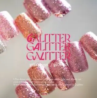 ネイル Nail&Spa SeaGlass所属・SeaGlass tomoのネイルデザイン