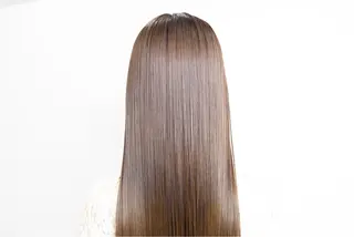 ロング 髪質改善 jewelboxのヘアスタイル