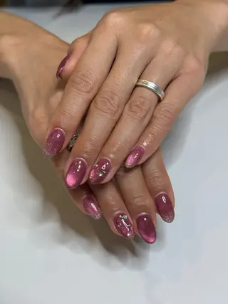 ネイル CALMIA.,eyelash • eyebrow • wax 2F所属・前田 菜美のネイルデザイン