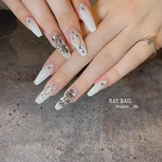 ネイル Arowa 伊田のネイルデザイン