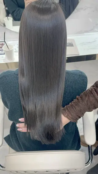 ロング シンタニナオト /梅田茶屋町のヘアスタイル