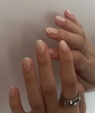 ネイル DEEokazaki momonaのネイルデザイン