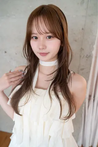 ロング kaede໒꒱🫧/ 韓国 ベージュカラーのヘアスタイル