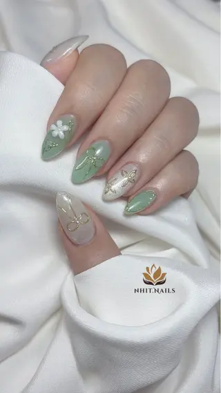 ネイル Nhit Nailsのネイルデザイン