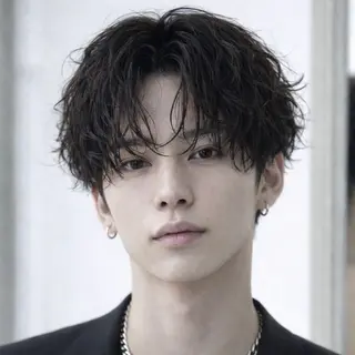 メンズ シャドウ/フェザー ニュアンスヘアメンズのヘアスタイル