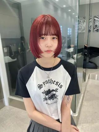 ミディアム カラー iLi所属・iLi 《イリ》のヘアスタイル