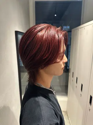 ショート Aura所属・丸山 心 / 艶カラーのヘアスタイル