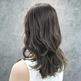 セミロング 所渉/韓国レイヤー /ウルフカットのヘアスタイル