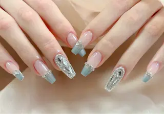 ネイル Kaka_ パラジェル、長さだしのネイルデザイン