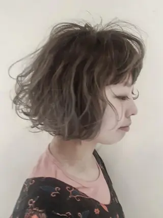 ミディアム カラー 尾野 恭平のヘアスタイル