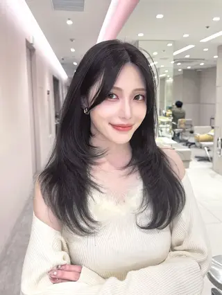 セミロング カラー 韓国ヘア/レイヤー/ 顔まわり/りょーとのヘアスタイル