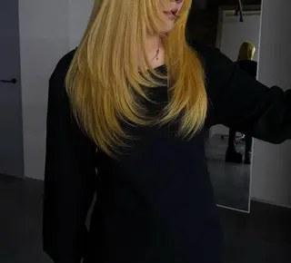 カラー ofF elua所属・中川 穂乃果のヘアスタイル