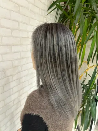 セミロング 中川 拓弥のヘアスタイル