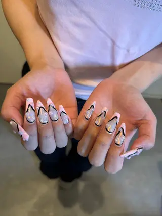 ネイル 濱岡 咲のネイルデザイン