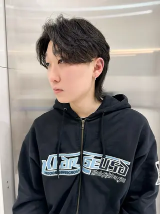 ショート パーマ メンズ オチ ハナのヘアスタイル