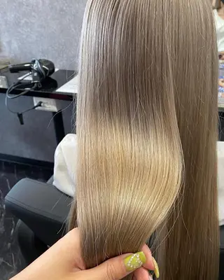 ロング カラー UNDER vr 【アンダーバー】のヘアスタイル