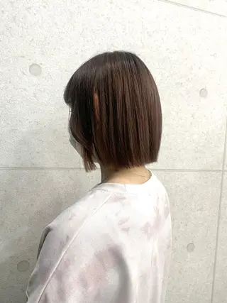 ショート レイヤー ハイトーン 暖色⭐︎KANAKOのヘアスタイル