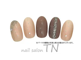 ネイル 矢川 まどかのネイルデザイン