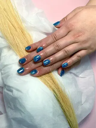 ネイル pink ladyサロン所属・べ にのネイルデザイン