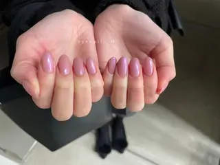 ネイル SHIORI 🤍のネイルデザイン