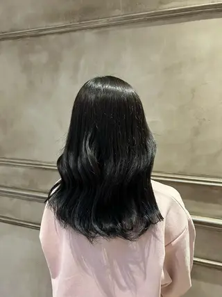 ロング カラー Lilly所属・成田 智彩のヘアスタイル