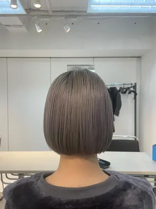 ショート 🐬脱白髪染めカラー 清水大世🐬のヘアスタイル