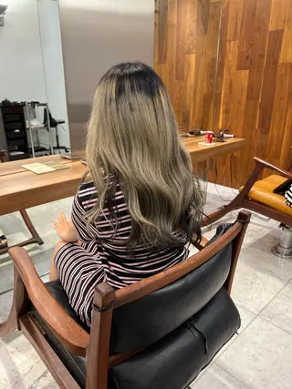 ロング カラー REFLECTION所属・ハイトーン /レイヤー/ふみやのヘアスタイル