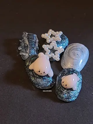 ネイル 3dパーツ/流行り 👧shushu❤️のネイルデザイン