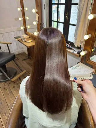 ロング 大橋 彩芽のヘアスタイル