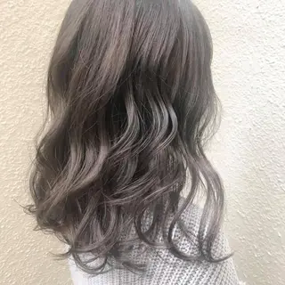 ミディアム 🫧FERIA北千里 🫧のヘアスタイル