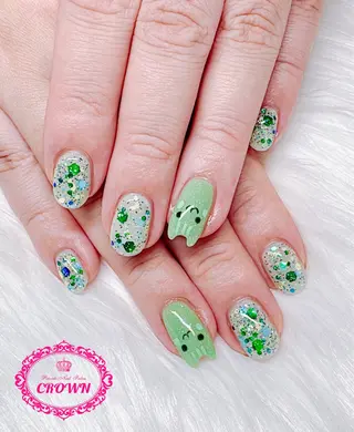 ネイル CROWN プライベートサロンのネイルデザイン