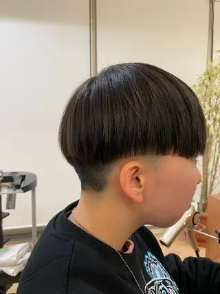 ショート mod'shair船橋所属・ムロオカ ヨシキのヘアスタイル