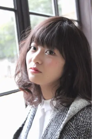 ミディアム H所属・H (エイチ) 烏丸御池店のヘアスタイル