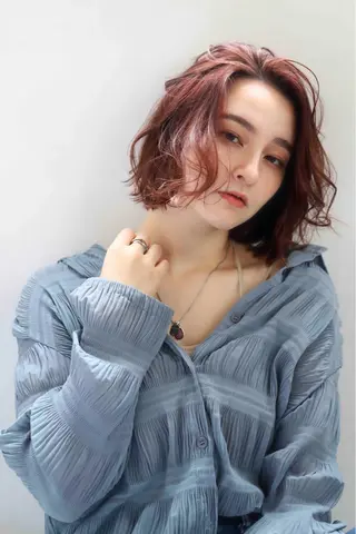 ミディアム Navy （ネイビー）のヘアスタイル