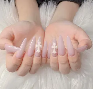 ネイル Lee Nailsのネイルデザイン