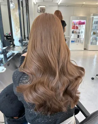 ロング カラー 堀江/透明感 ベージュ/白川幸太のヘアスタイル