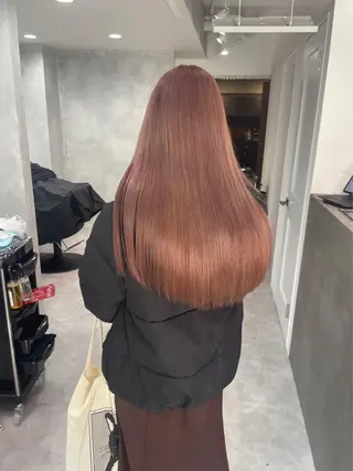 ロング カラー LUANA/千種 さなのヘアスタイル