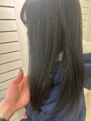 カラー 高久 優亜のヘアスタイル