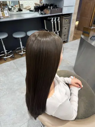 ロング キムラ ココナのヘアスタイル