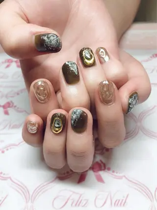 ネイル ユキカ （ネイリスト）のネイルデザイン