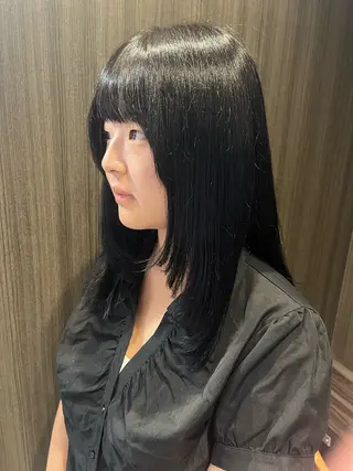 ロング カラー 鳥見 若菜のヘアスタイル